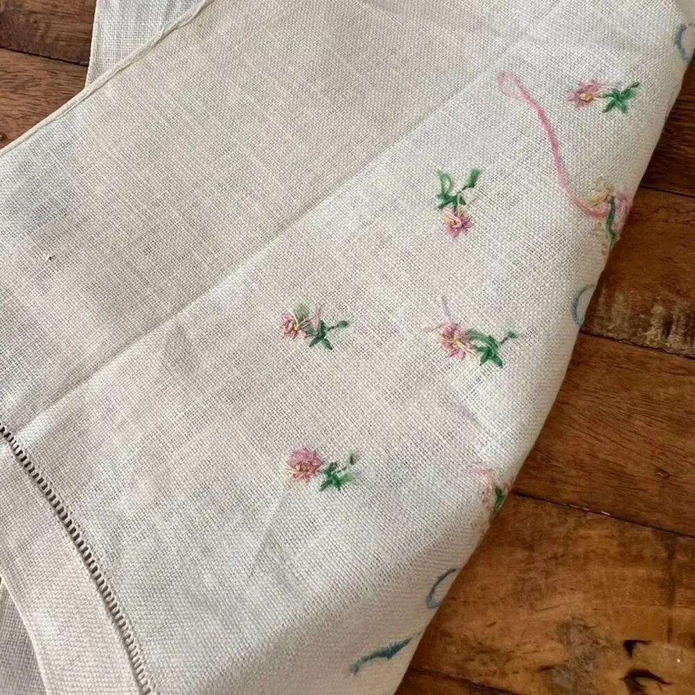Vintage 1950s Hand-Embroidered Linen Tea Towel Guest Towels Set of 2
